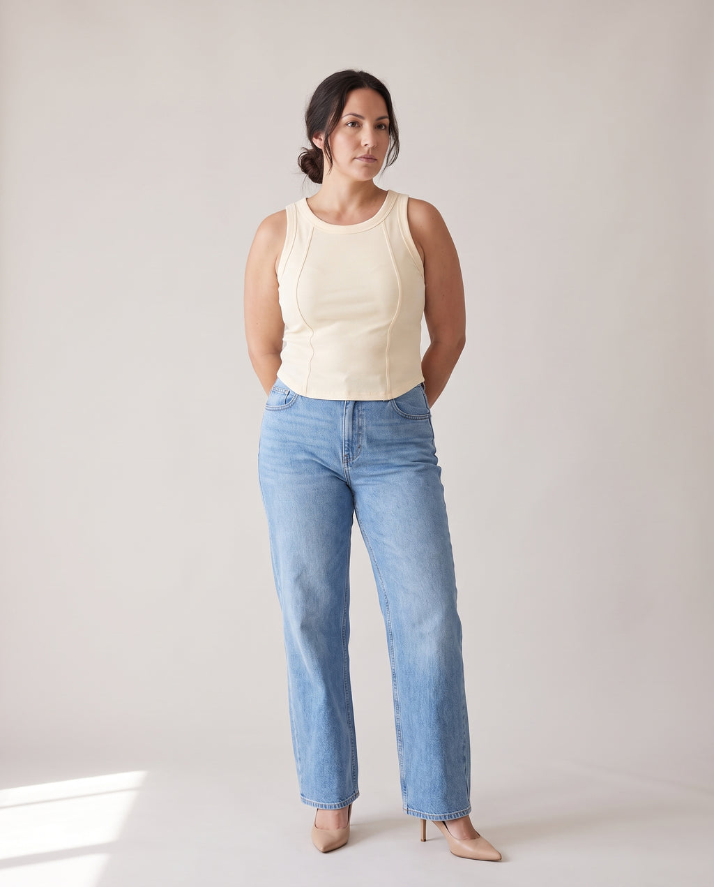 מחוך הילה · 01_front_full_背心028_杏色.jpg