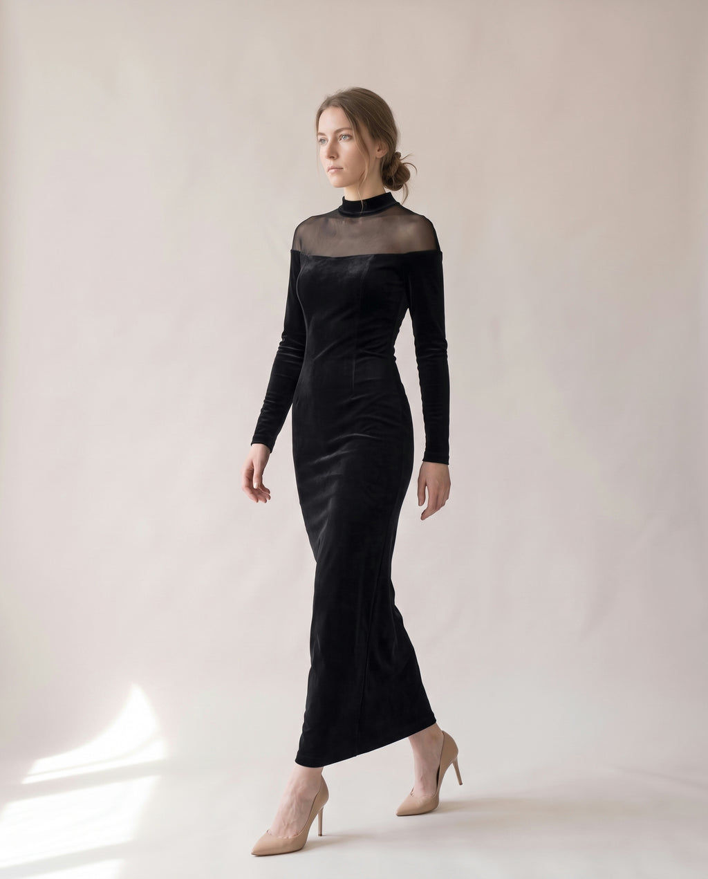 שמלת מוריה · 03_three_quarter_movement_黑色.jpg