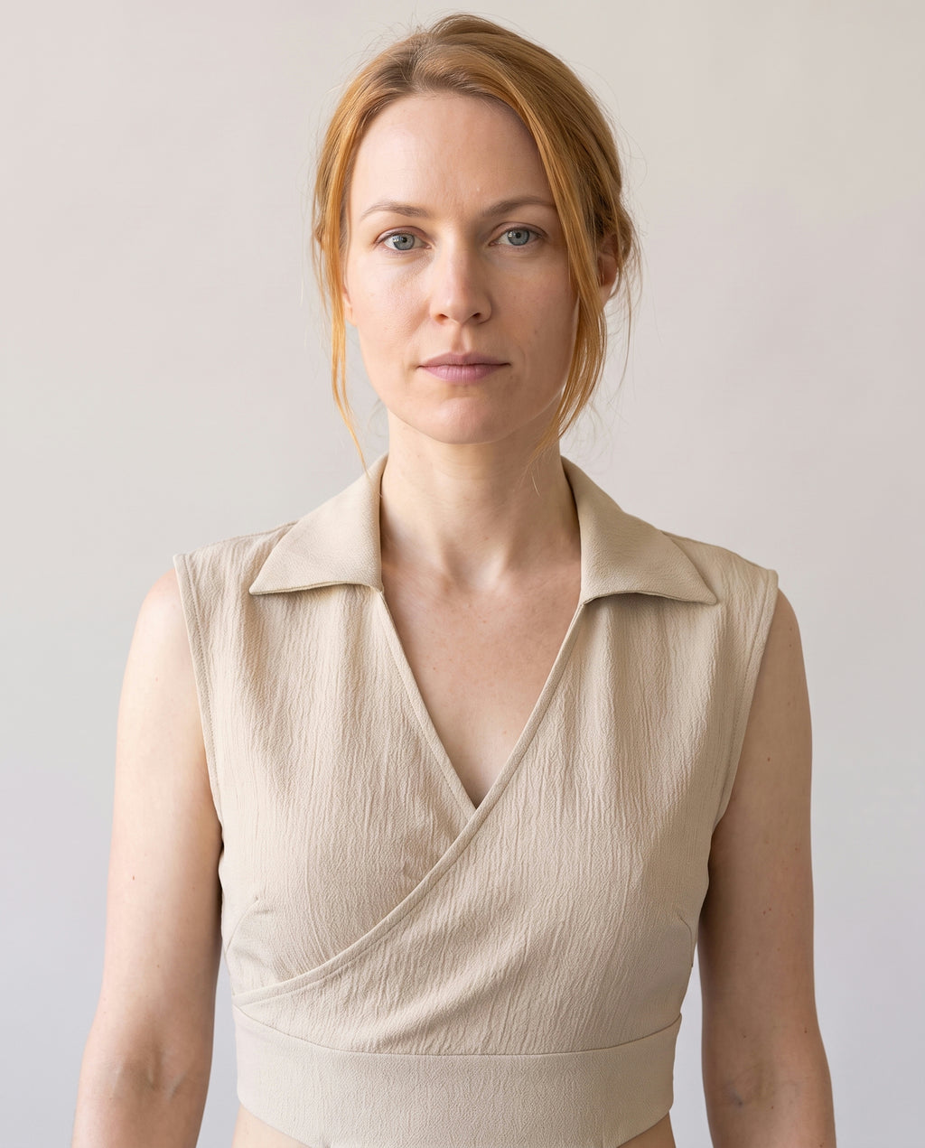 שמלת מיטל · 13_neckline_crop_卡其色.jpg