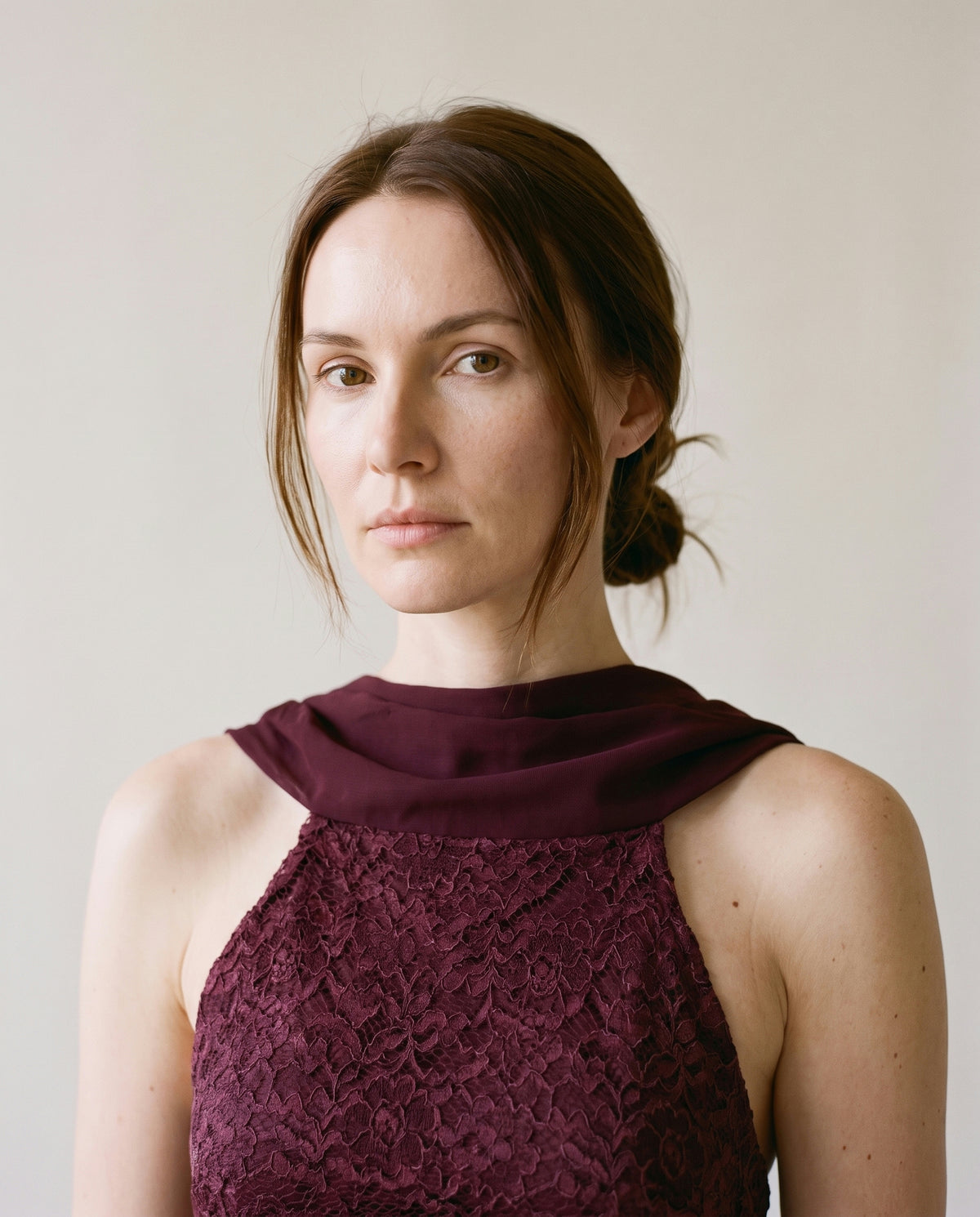 שמלת תאיר · 13_neckline_crop_酒红色.jpg