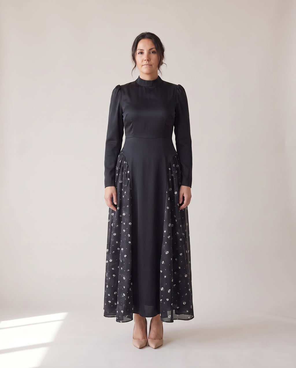 שמלת בטי · 16_garment_area_crop_黑花拼接.jpg